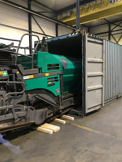 Gesloten trailer transport