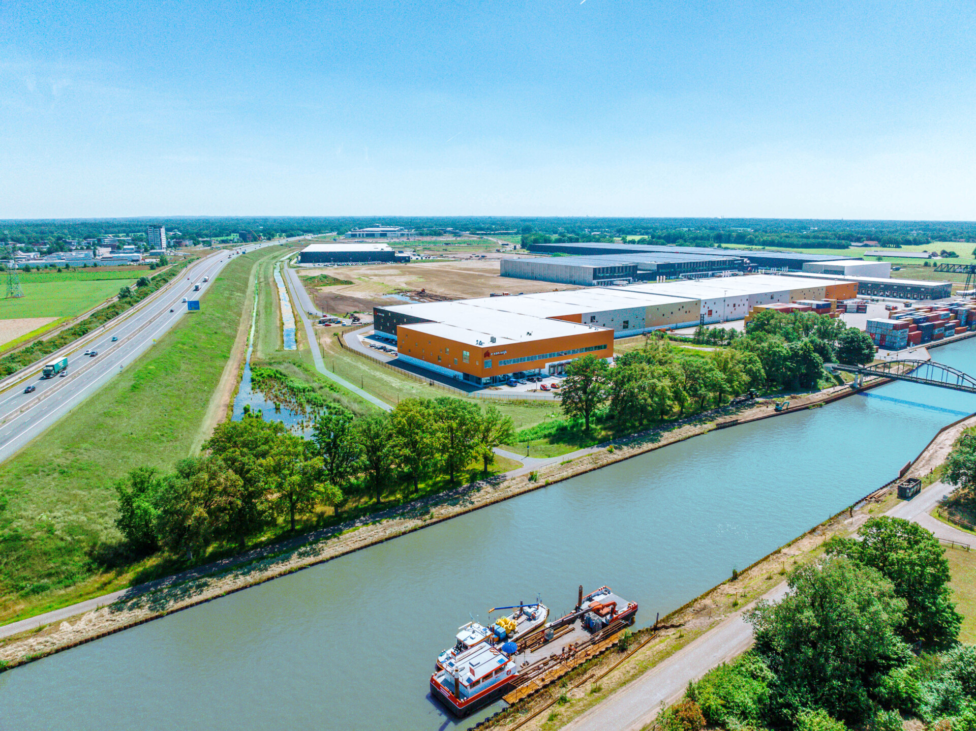 E. van Wijk Forwarding verhuist naar Almelo