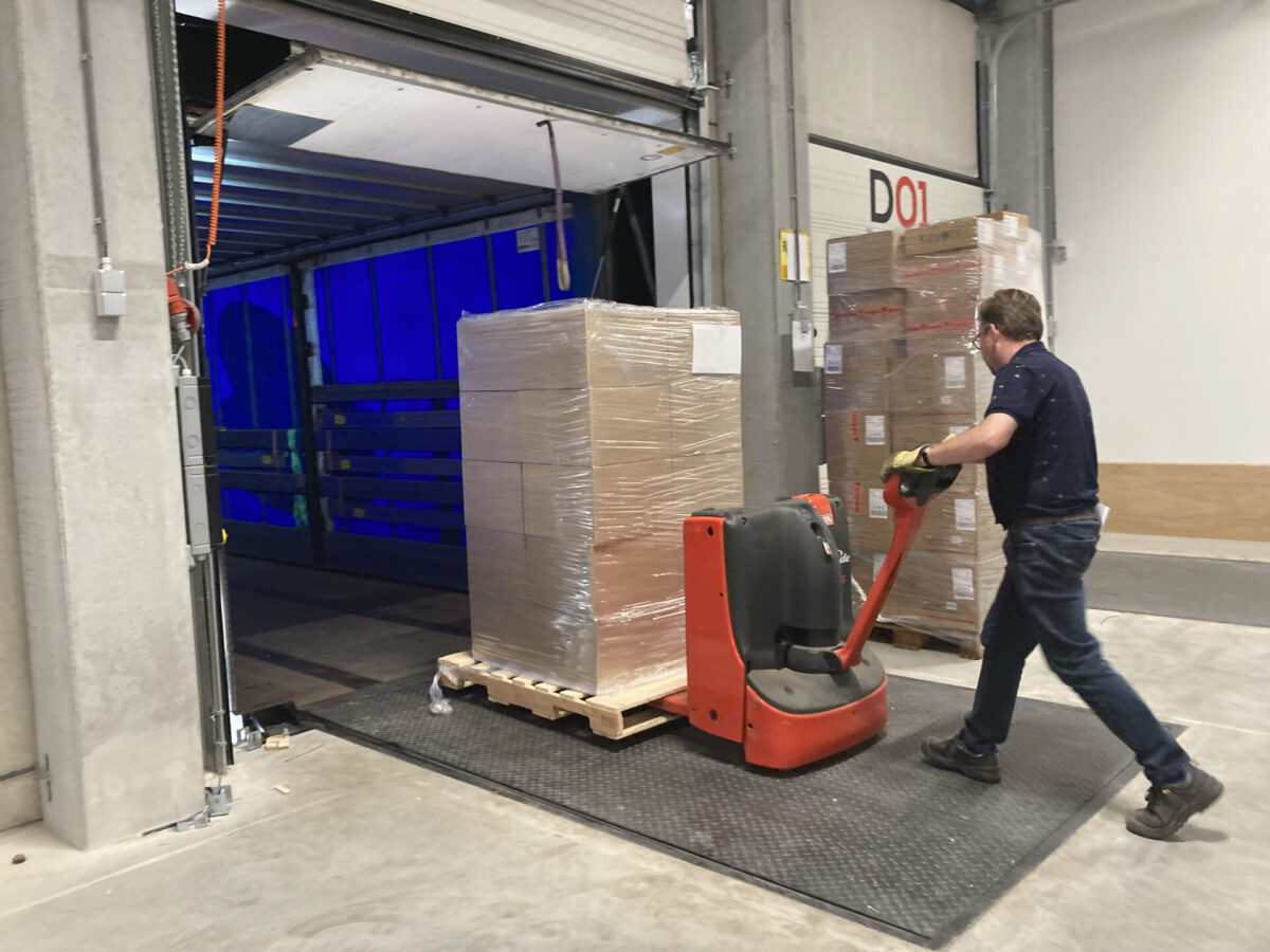 E. van Wijk Pallet transport
