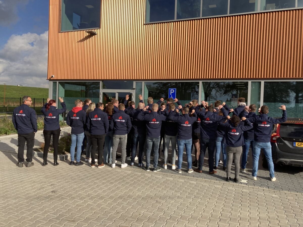 E. van Wijk Forwarding team