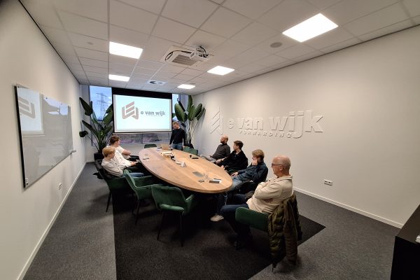 Bezoek ROC studenten aan E. van Wijk Forwarding